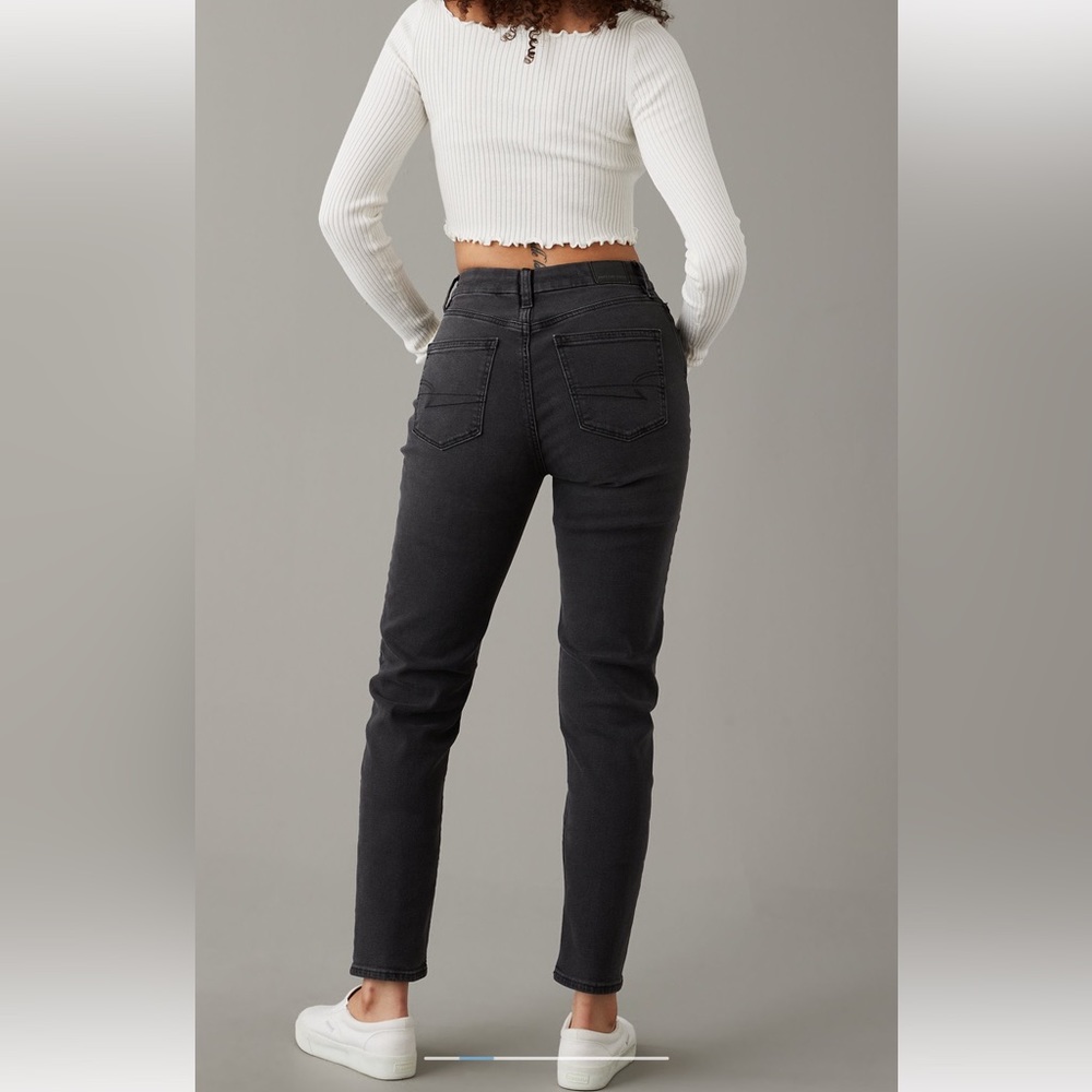 American Eagle Stretch Mom Jeans Washed Black - Picture 3 of 5